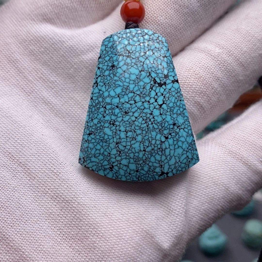 绿松石未镶嵌挂件