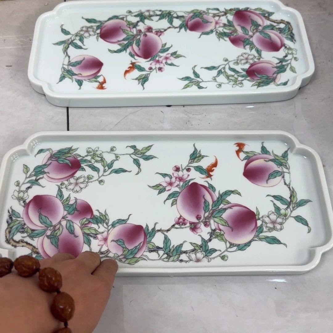 摆件粉彩桃子干泡台微瑕