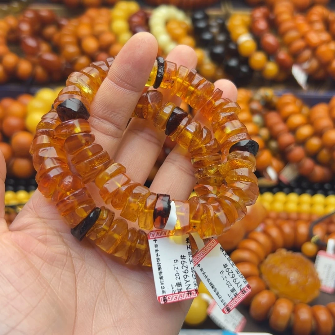 未镶嵌琥珀珠宝奇石多样性发其一