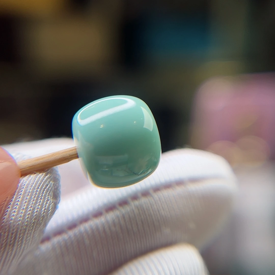 绿松石未镶嵌珠宝奇石13