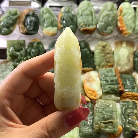 和田玉未镶嵌挂件