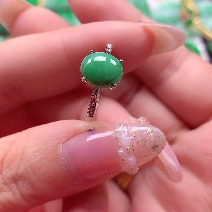 翡翠银S925镶嵌颈饰翡翠
