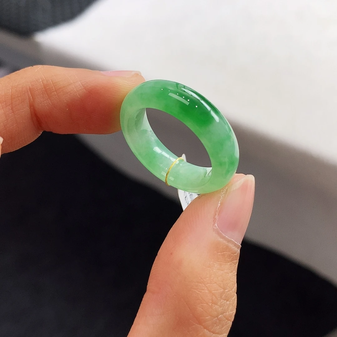 翡翠未镶嵌戒指16号