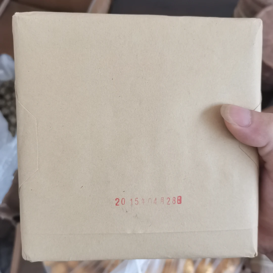 云南纯古树老白茶砖