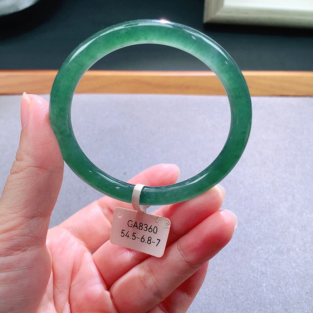 翡翠未镶嵌手镯天然翡翠手镯a货