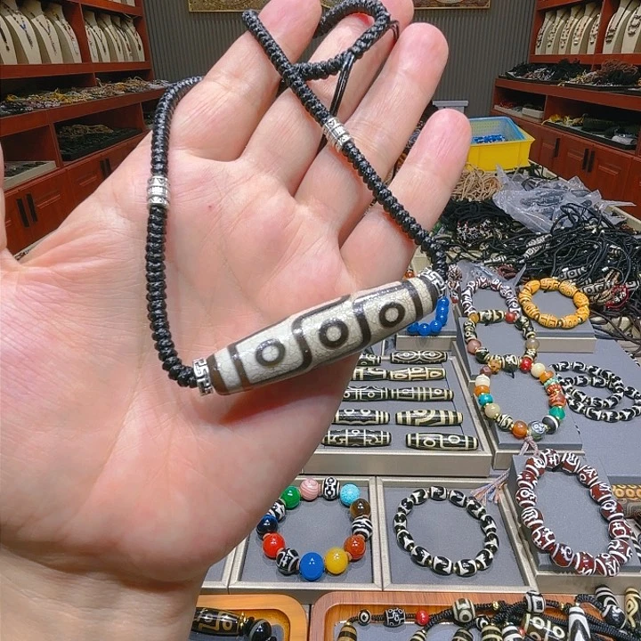 未镶嵌玛瑙/玉髓珠宝奇石