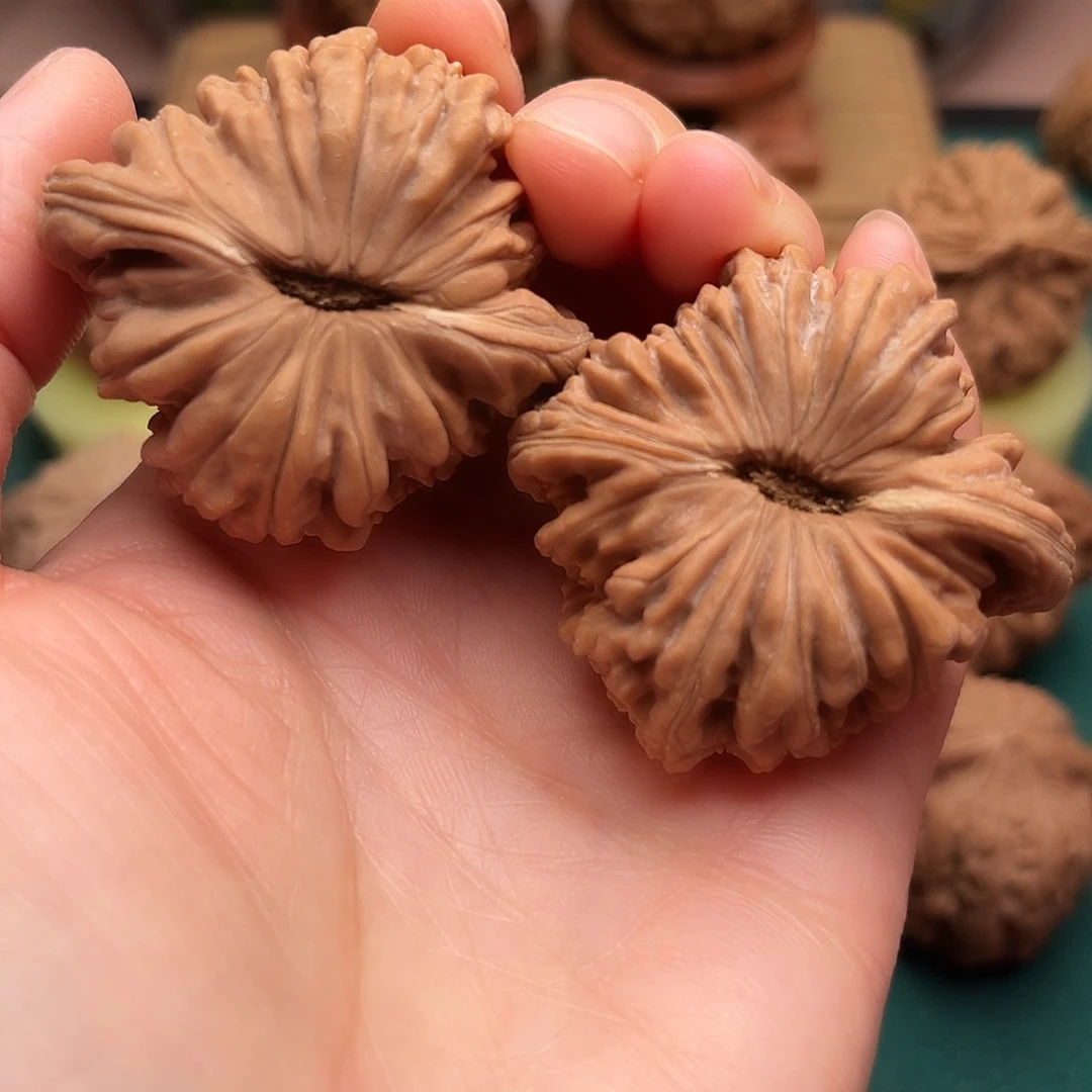 文玩核桃吊坠四座楼