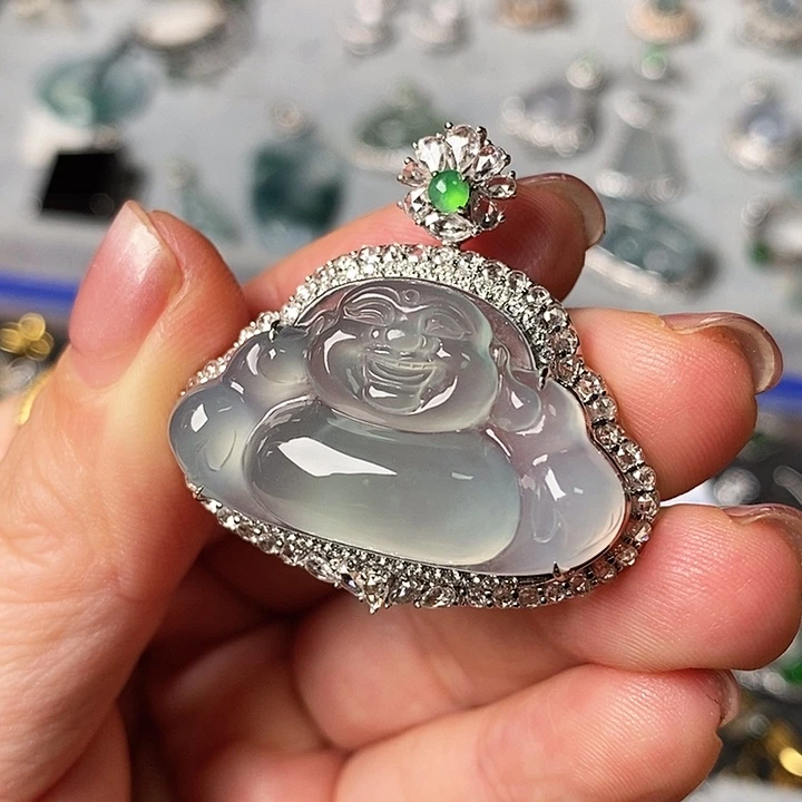 翡翠颈饰18K金镶嵌佛公