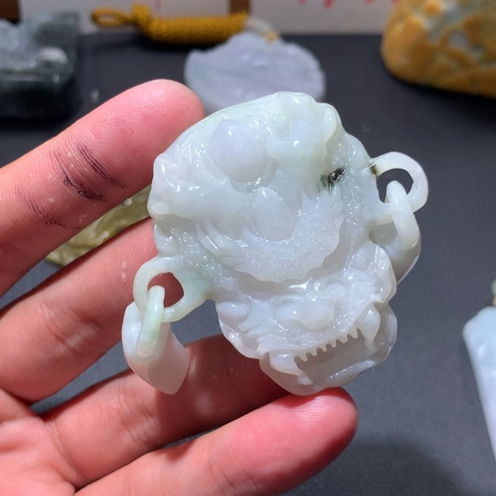 翡翠未镶嵌颈饰保真天然a货翡翠