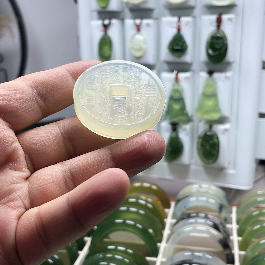合金蛇纹石玉颈饰