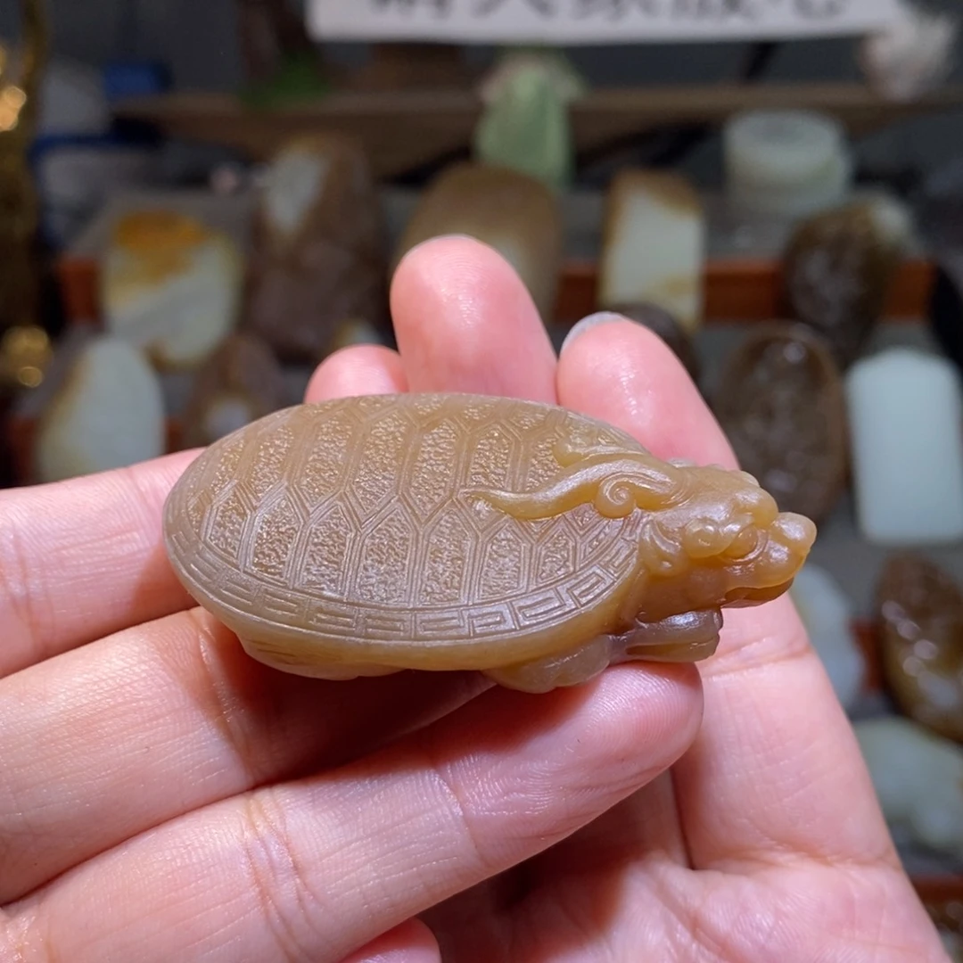 定制和田玉且末糖龙龟