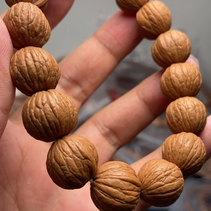 猴头核桃吊坠文玩手串