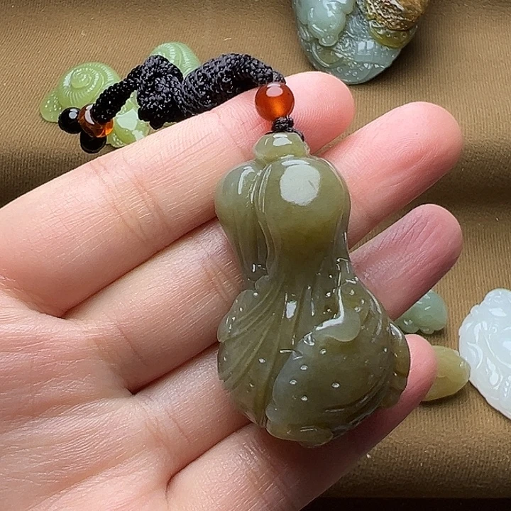 未镶嵌和田玉挂件