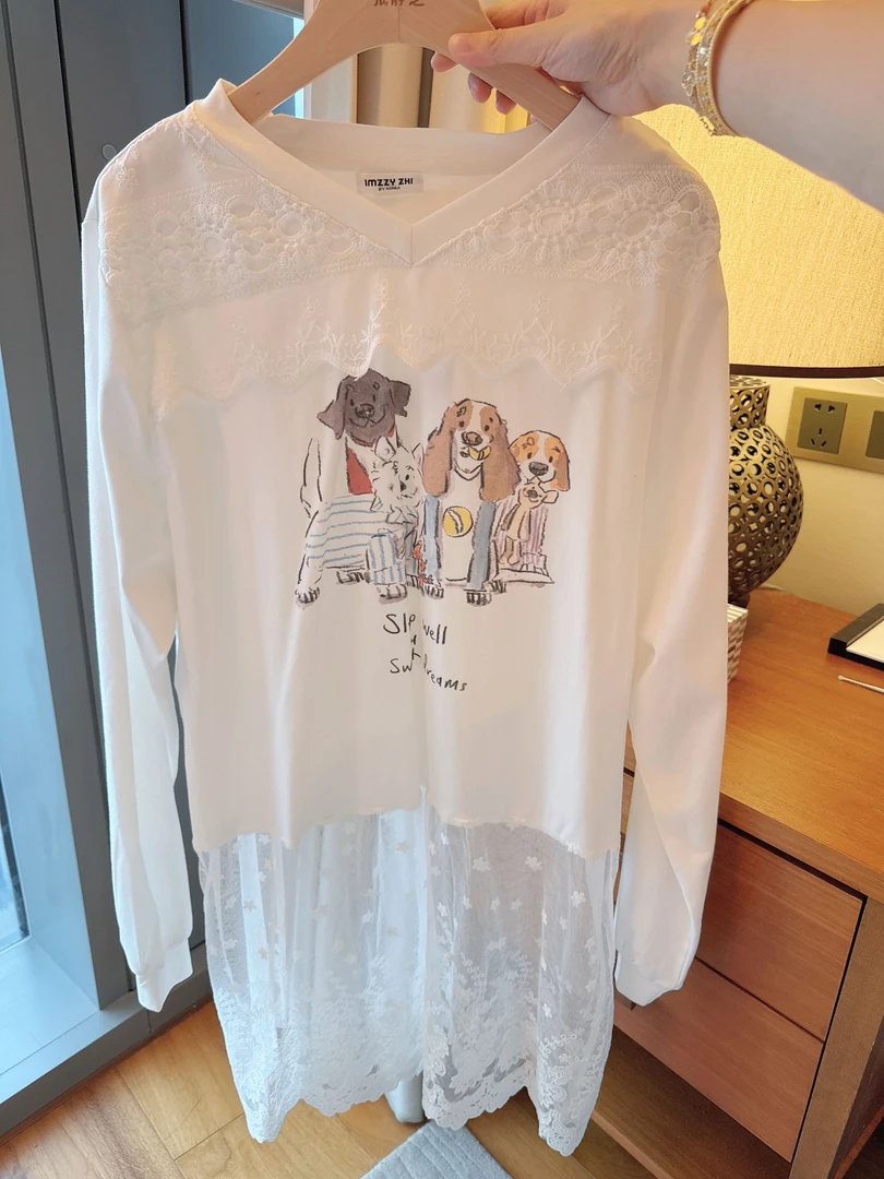 【张静芝】韩国新品 可爱卡通狗狗印花拼蕾丝花边假两件长袖T恤