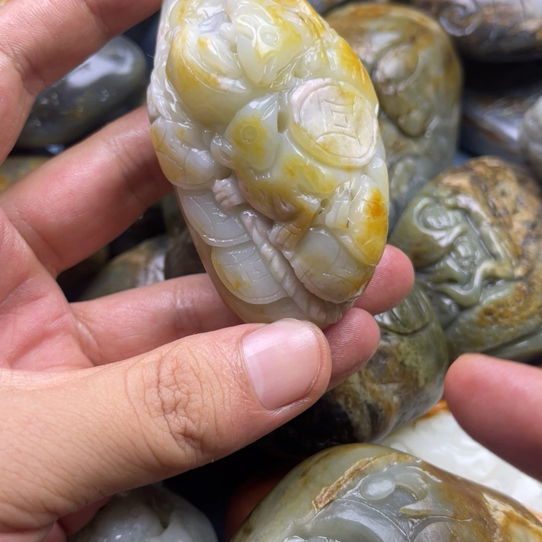 爱***哥和田玉未镶嵌挂件