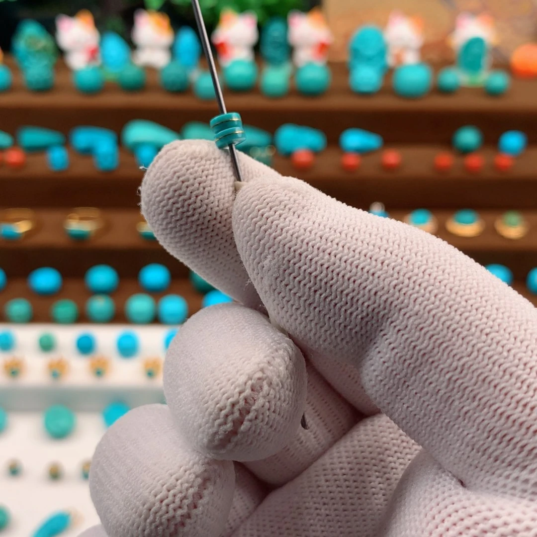 绿松石配饰未镶嵌