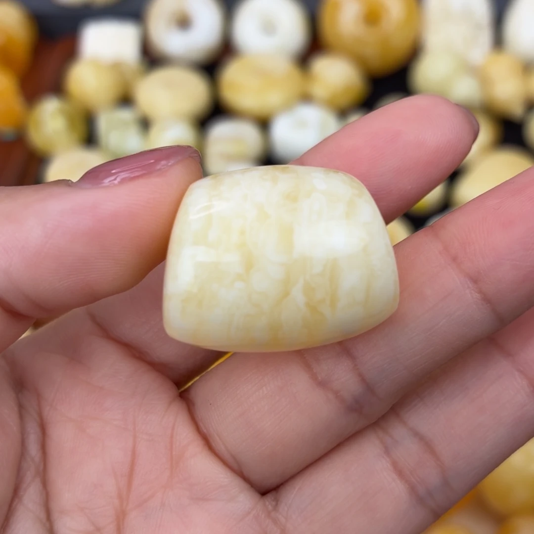 蜜蜡未镶嵌吊坠(不含链)虎皮马蹄