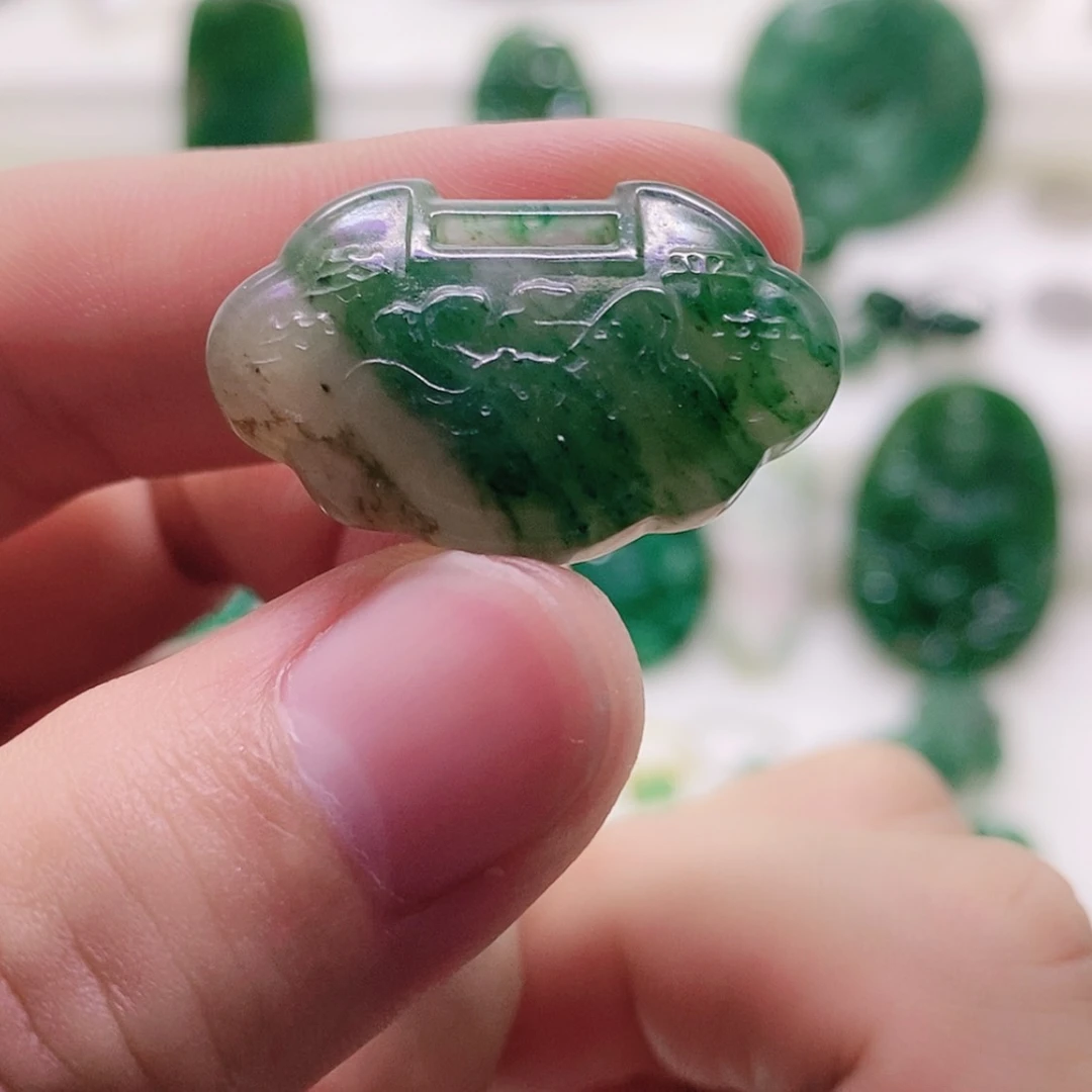 【闪购商品】独山玉未镶嵌挂件