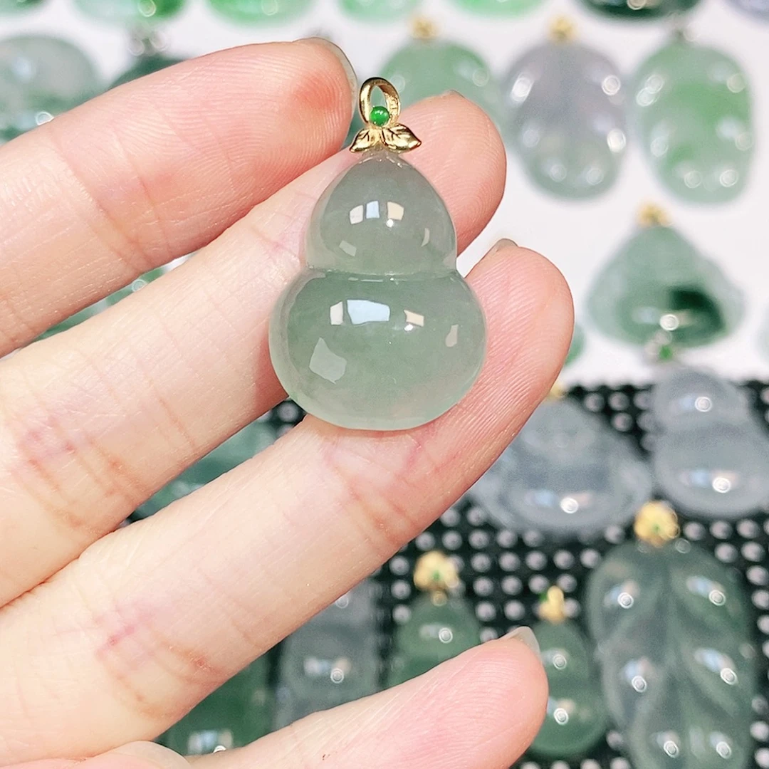 吊坠(不含链)18K金镶嵌翡翠