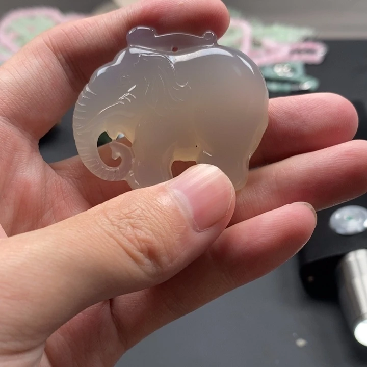 玛瑙/玉髓未镶嵌颈饰玛瑙