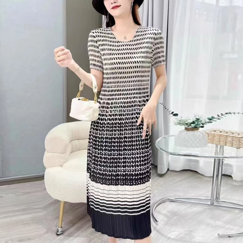 编码【001-093】棉花糖系列三宅褶皱时尚气质休闲连衣裙