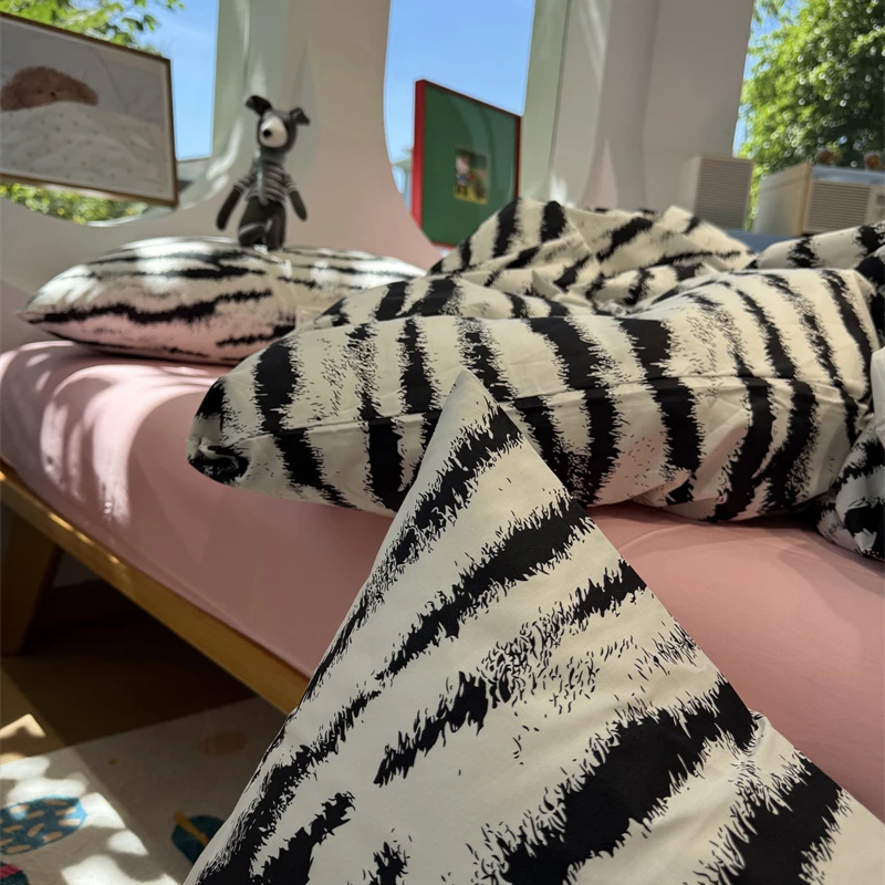 易安阁ins北欧简约黑白条纹床上四件套全棉纯棉1.5m1.8米三件套