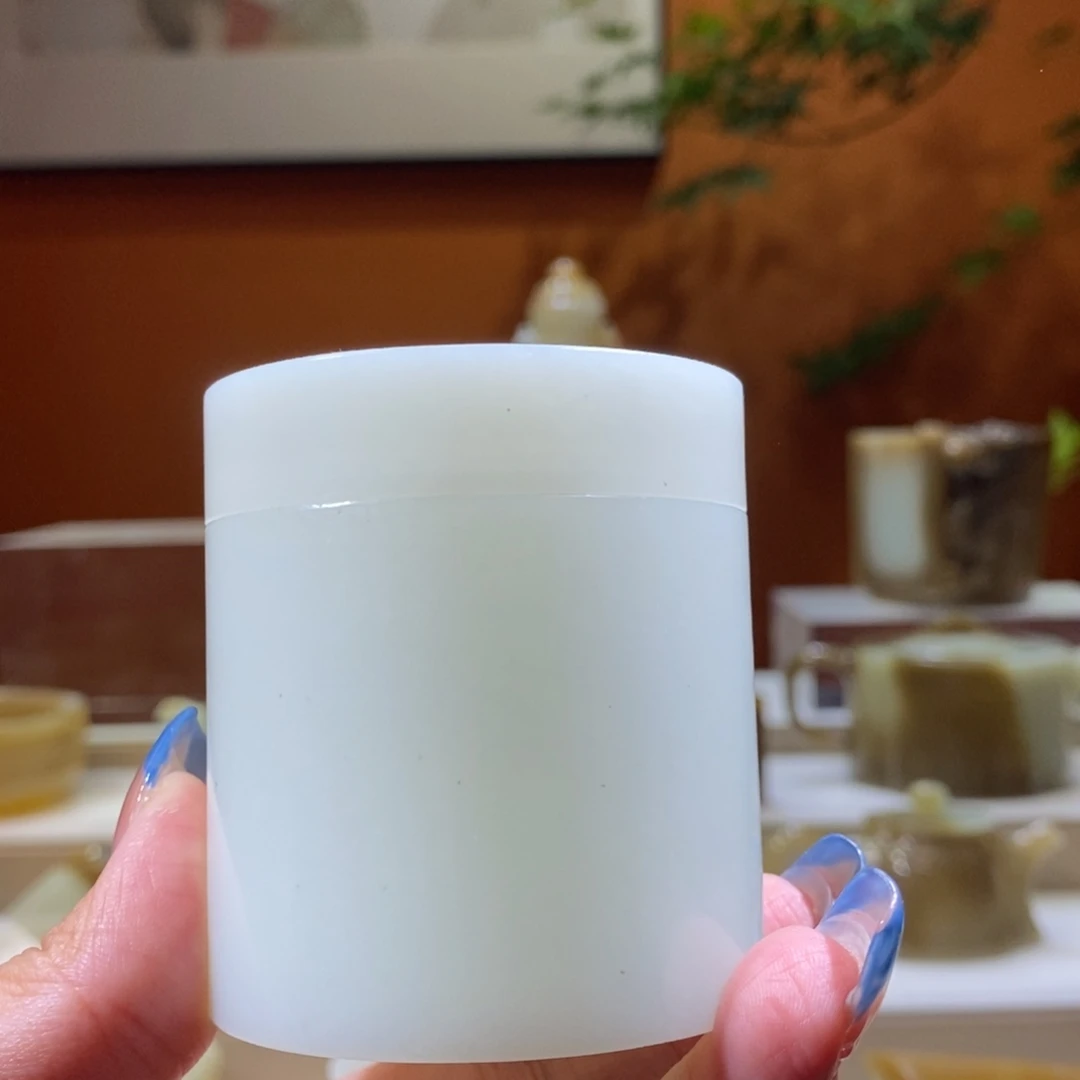 和田玉未镶嵌挂件周*宇白玉茶叶罐