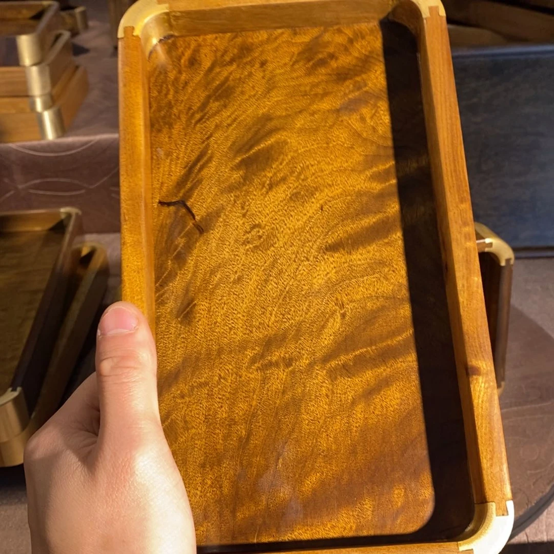 金丝楠微瑕文盘金丝楠