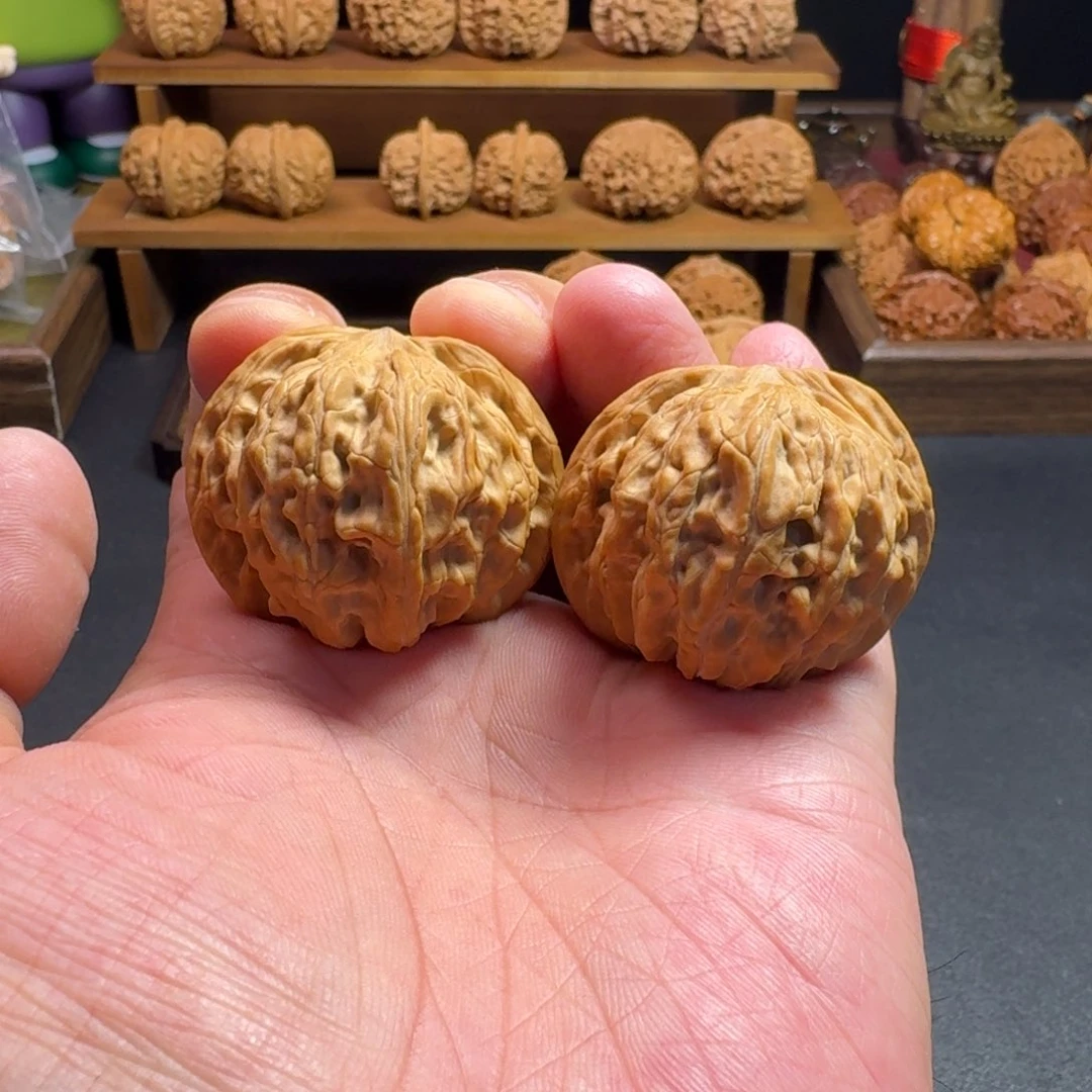 文玩核桃吊坠磨盘核桃全品 尺寸41