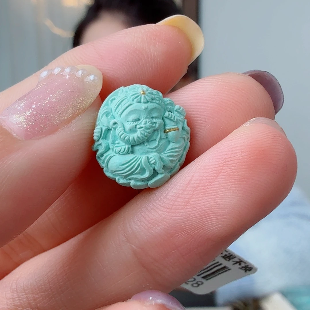 绿松石未镶嵌珠宝奇石