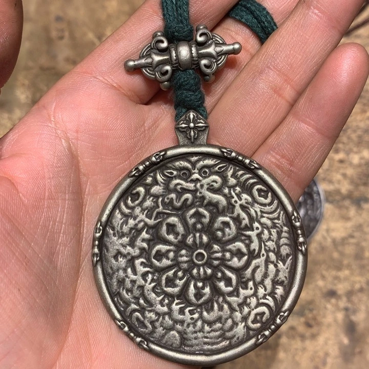 琉璃颈饰喜欢的朋友