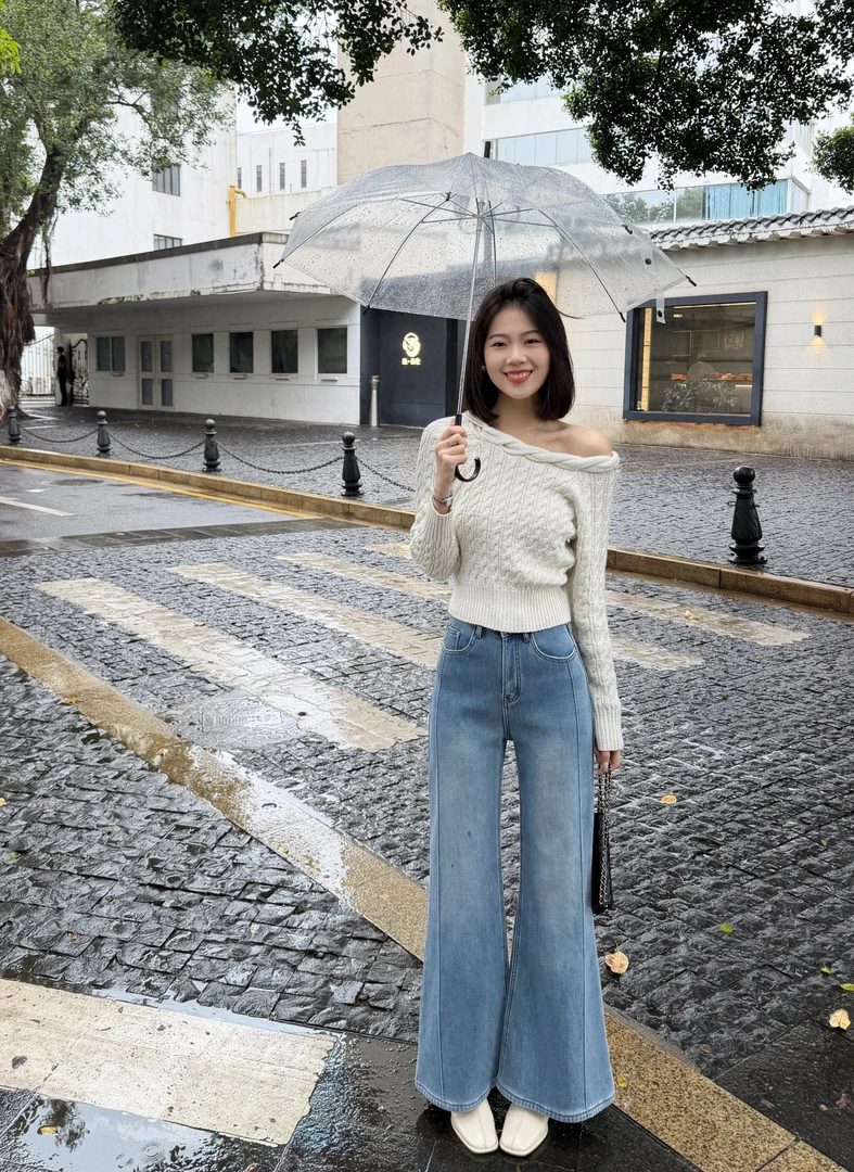 【福桃推荐】秋冬新款复古百搭加绒加厚不贴腿微喇叭阔腿牛仔裤