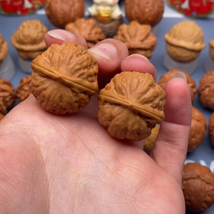 文玩核桃把件玉石方尊