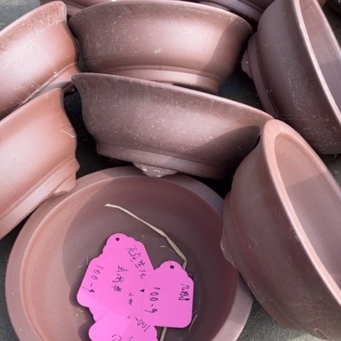 紫砂花盆100-9。  22-8