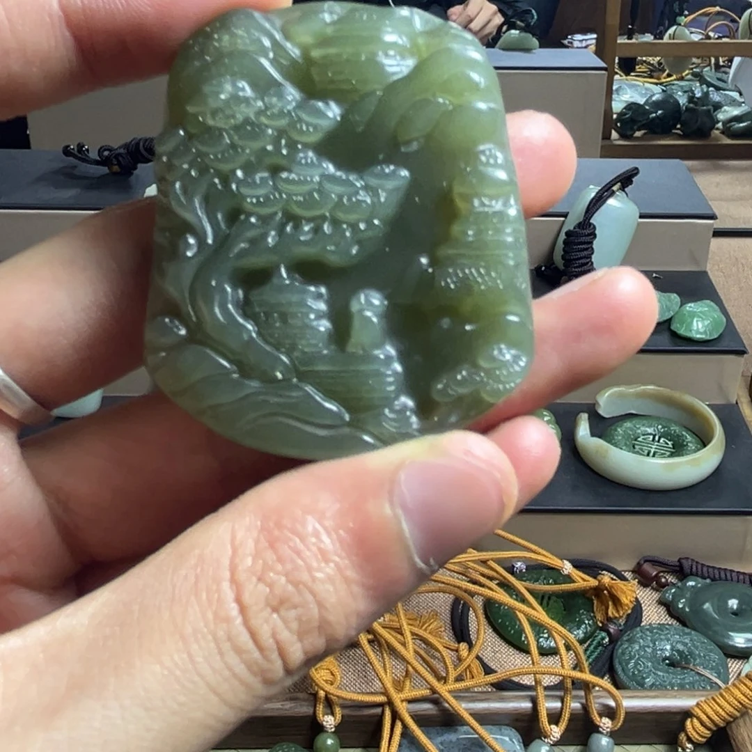 和田玉未镶嵌颈饰