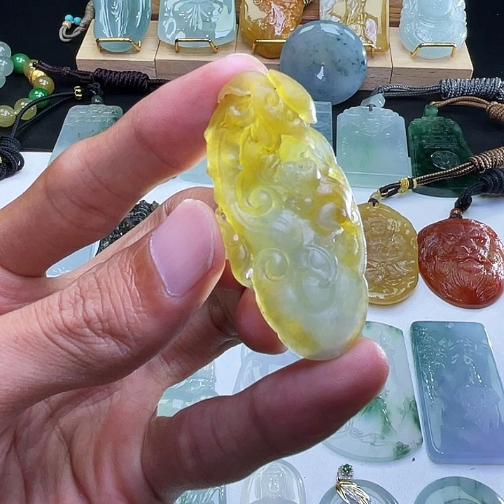 未镶嵌定制翡翠灵猴如意翡翠挂件