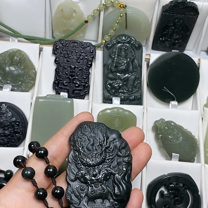 和田玉（糖玉）未镶嵌颈饰