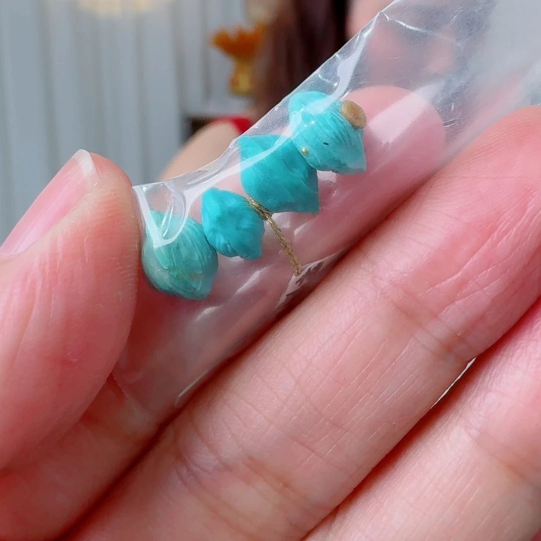 未镶嵌绿松石珠宝奇石