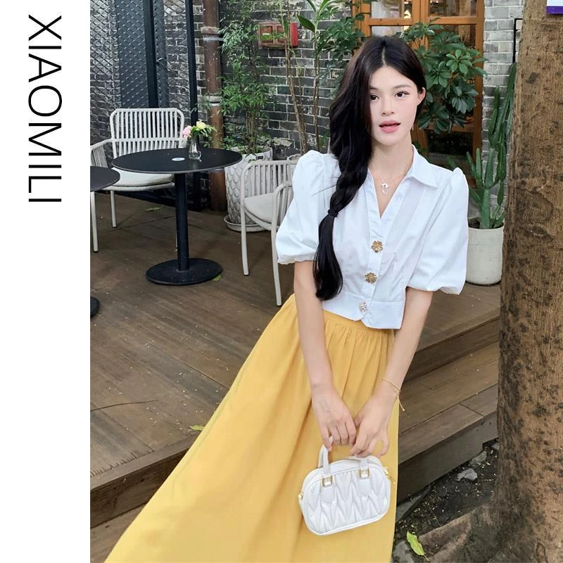 法式Polo领白色衬衫女夏季复古泡泡袖短款衬衣配高腰半身裙两件套