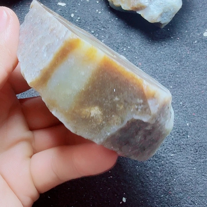 和田玉（糖玉）未镶嵌珠宝半成品