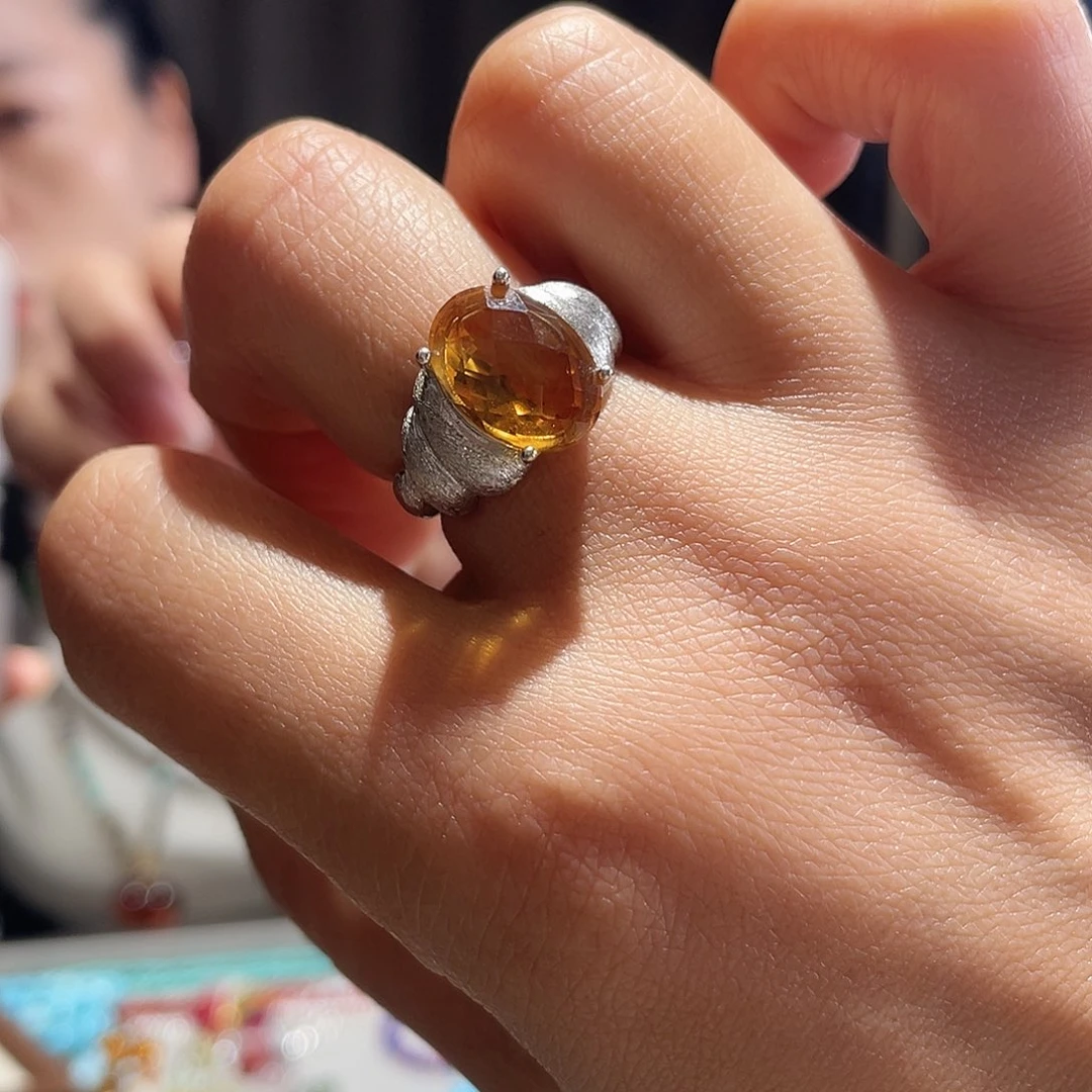 戒指银S925镶嵌水晶大气款