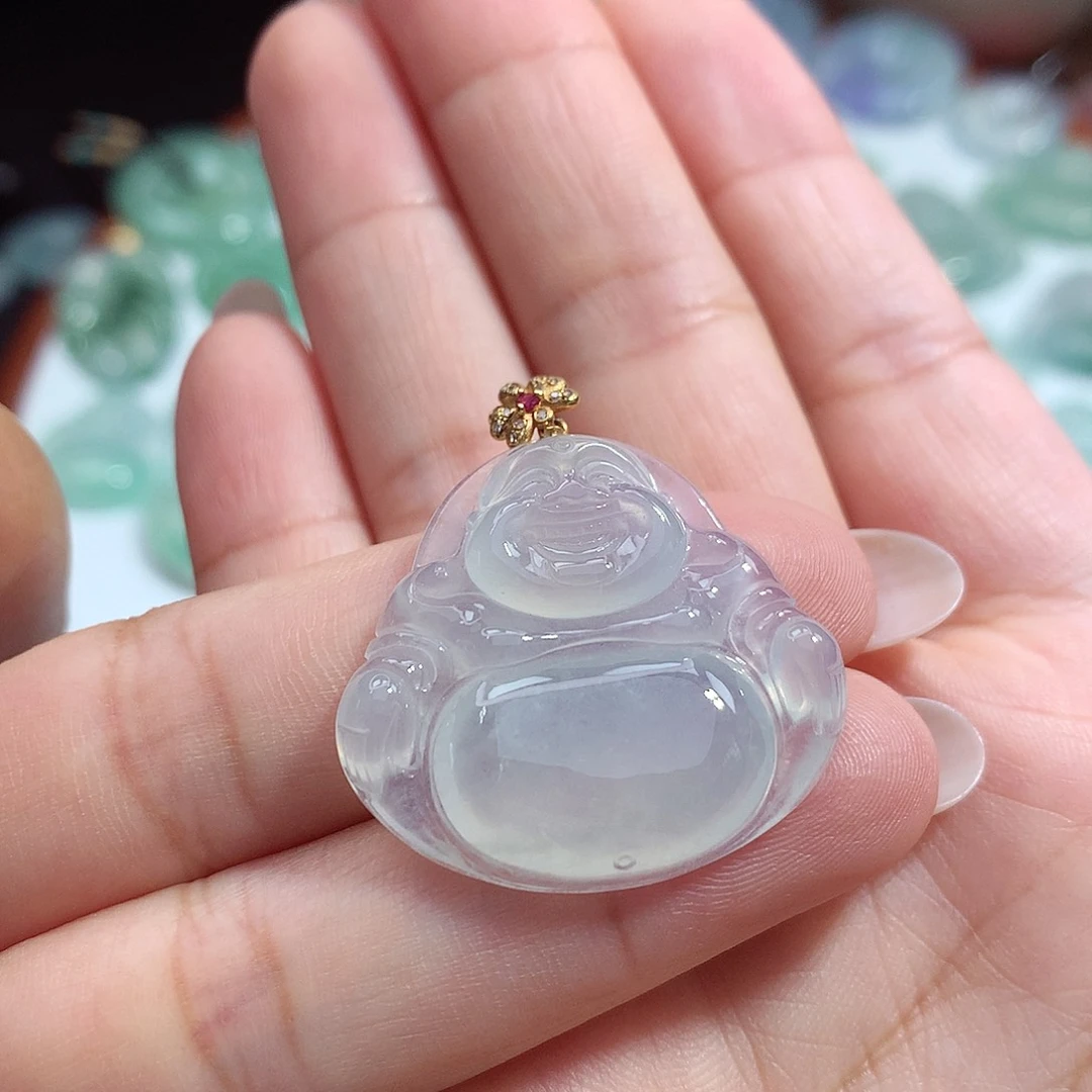 翡翠未镶嵌颈饰佛公