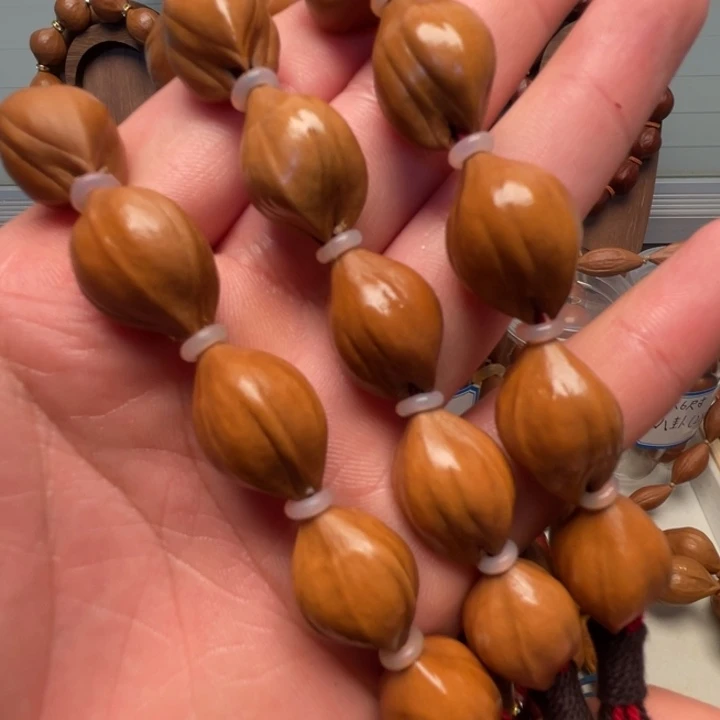 橄榄核手串/手链1.5三面直心鹰嘴