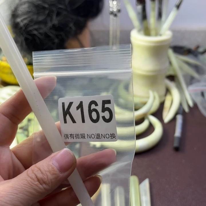 蛇纹石玉发饰合金桃***龙