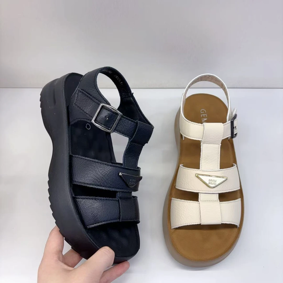 戈美其凉鞋2025年新款夏季经典款舒服舒适百搭复古妈妈鞋15202382