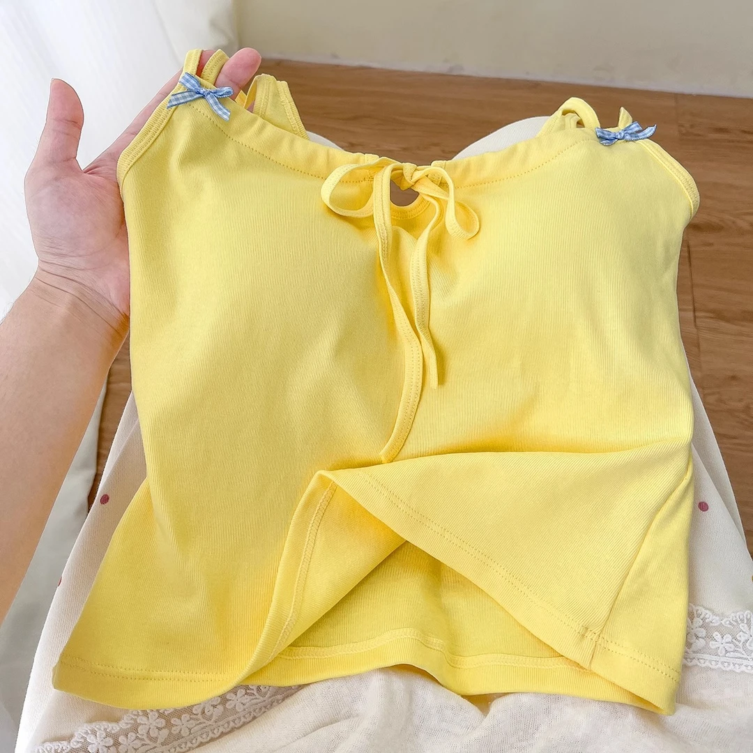 多巴胺穿搭黄色吊带背心女款夏季新款小众带胸垫露肩美背无袖上衣
