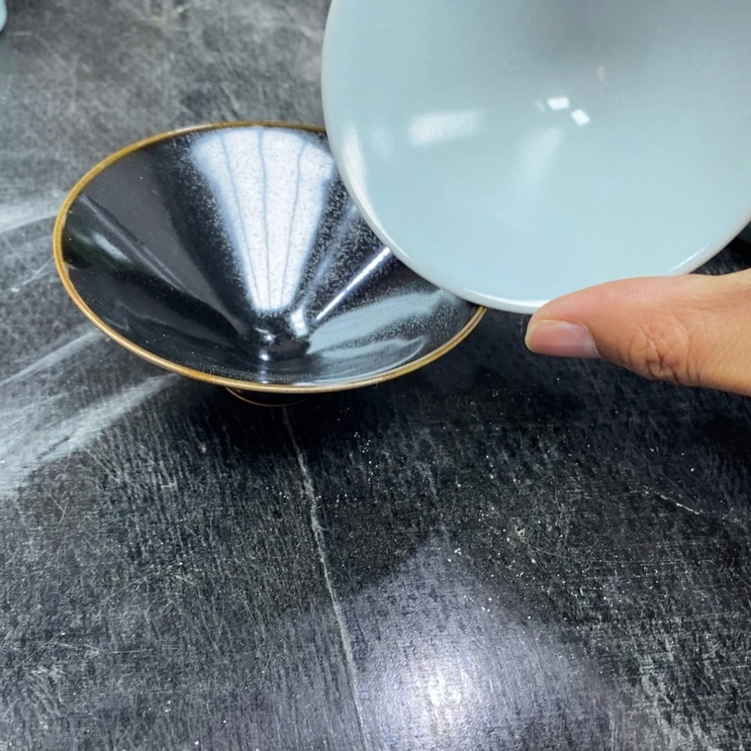 牧***人抱朴汝瓷仿古微瑕