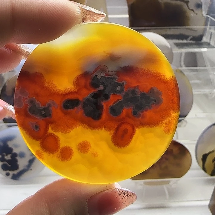 玛瑙/玉髓未镶嵌珠宝奇石