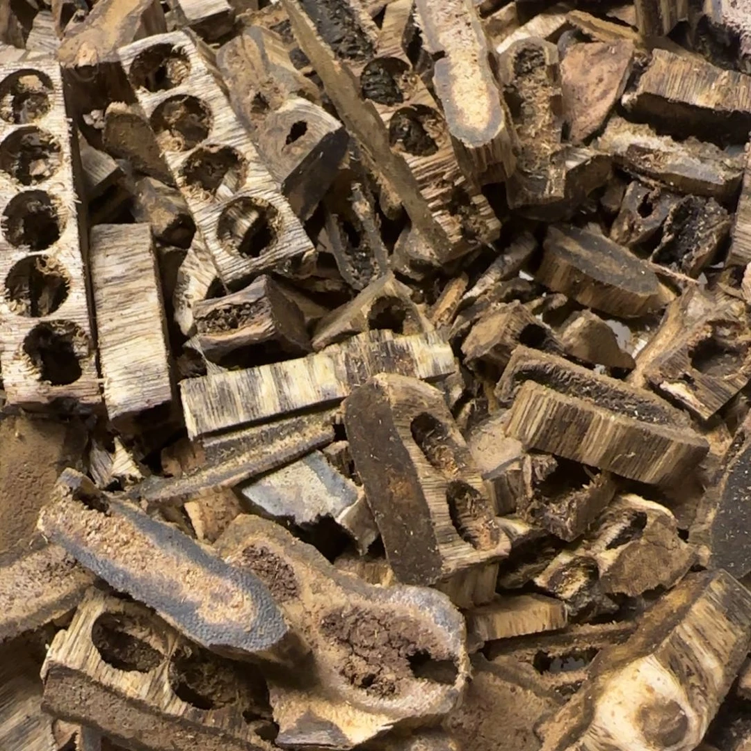 何***行沉香碎屑沉香100克