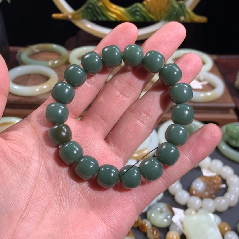 【闪购商品】和田玉手链未镶嵌A****?新疆若羌米兰青手串
